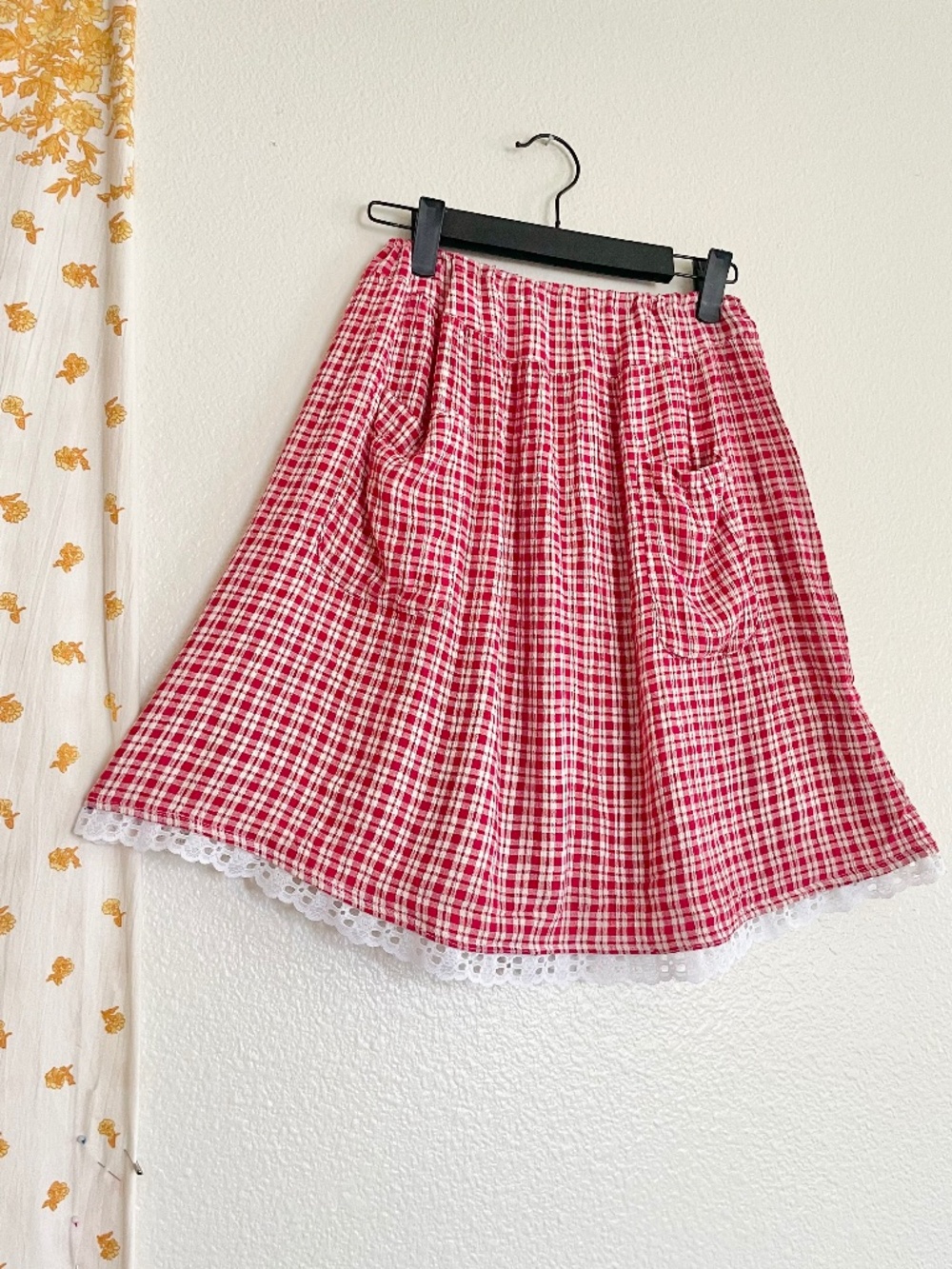 Vintage Autumn Moon Red Gingham Skirt Lace Pockets Made in USA